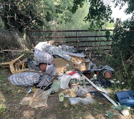 Fly-tipping fines top £1,000 in Stafford Borough — Stafford news photo